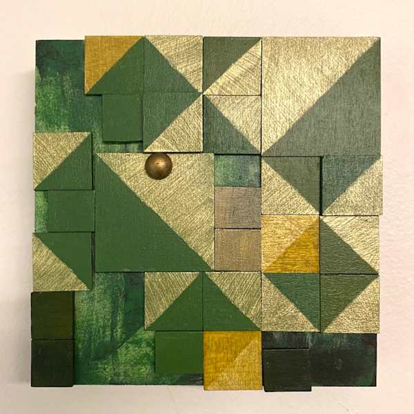 Small Construct 01