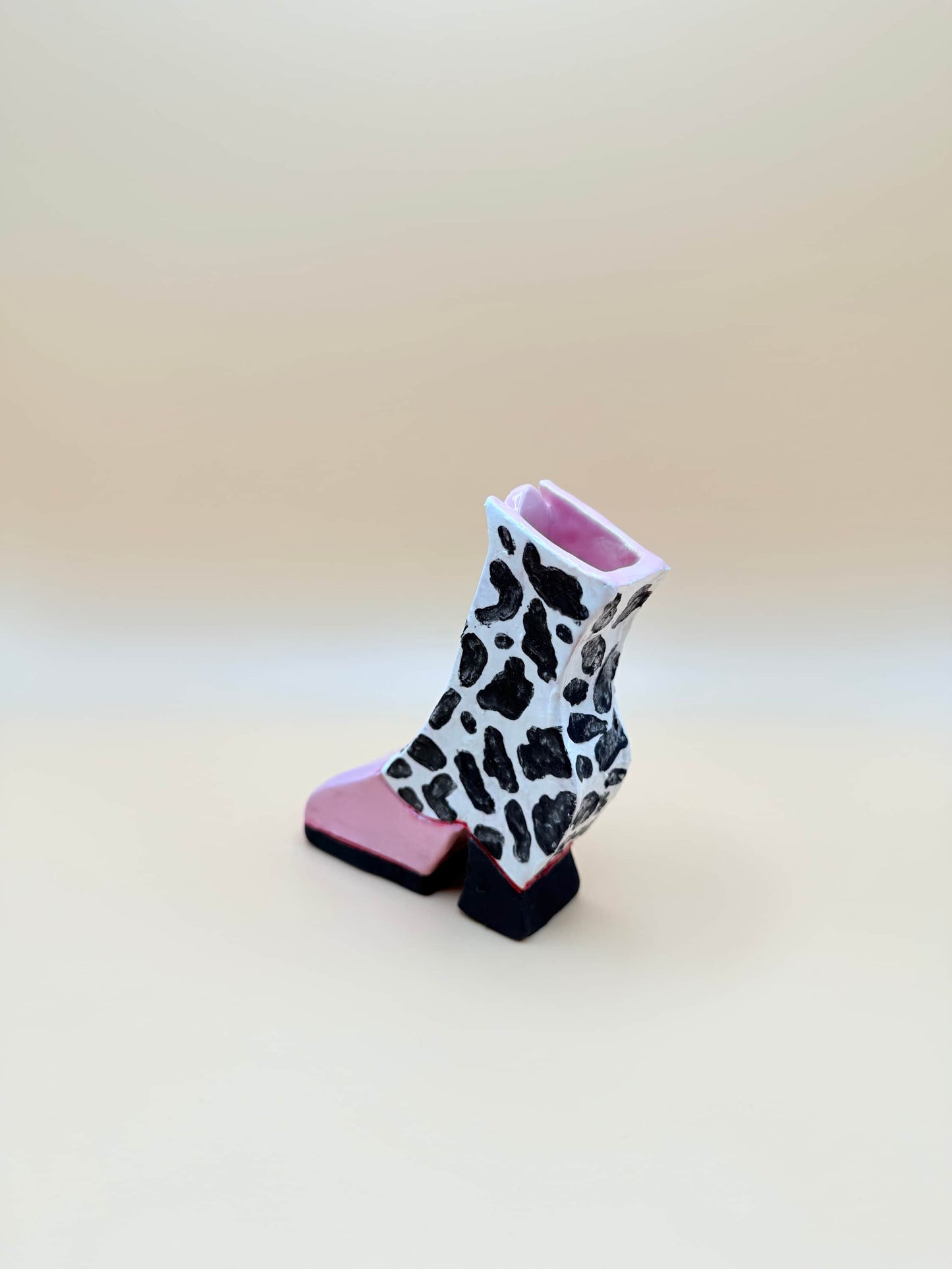 Shoe-Shaped Bud Vase 2